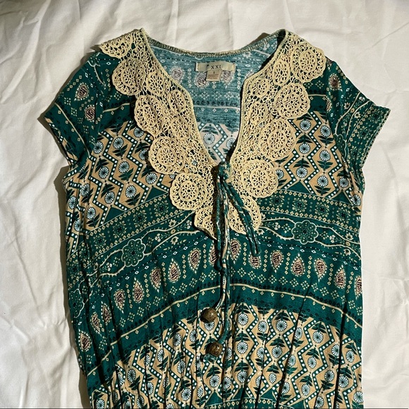 Boho Emerald Tunic - Picture 3 of 6